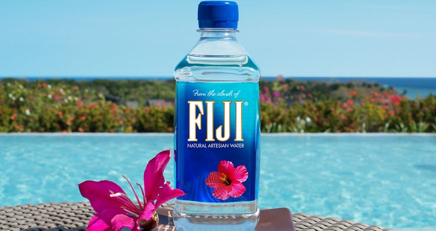 آب معدنی برند فیجی – Fiji Natural Artesian Water